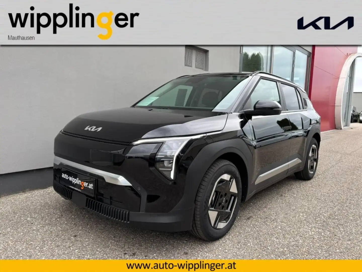 Kia EV3 /EARTH/81,4KWH/AT/FWD/204 LP.:€ 46.540,00 Schwarz - 1