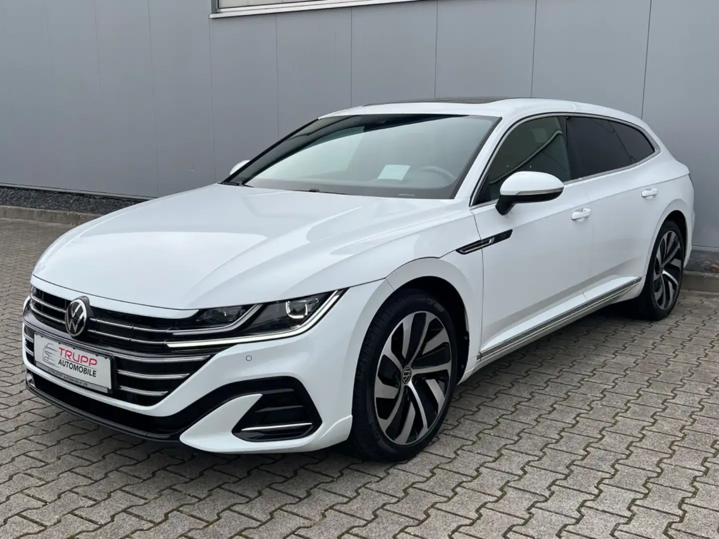 Volkswagen Arteon SB R-Line eHybrid/MATRIX/STANDH/PANO/AHK Weiß - 2