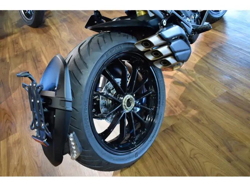 MV Agusta Turismo Veloce 800 - foto 6