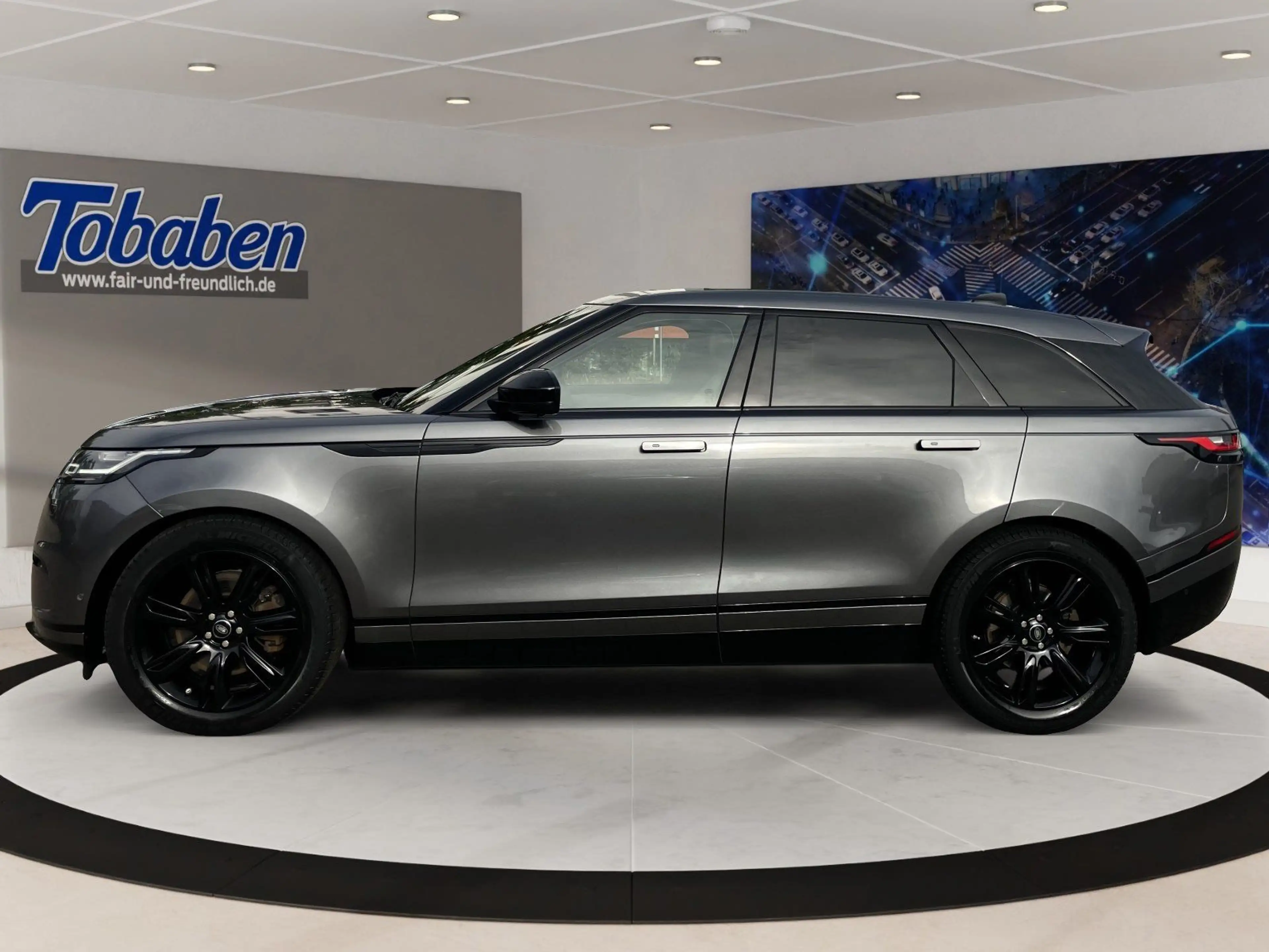 Land Rover Range Rover Velar 3.0 PANO*LEDER*NAVI*RFK — photo 8