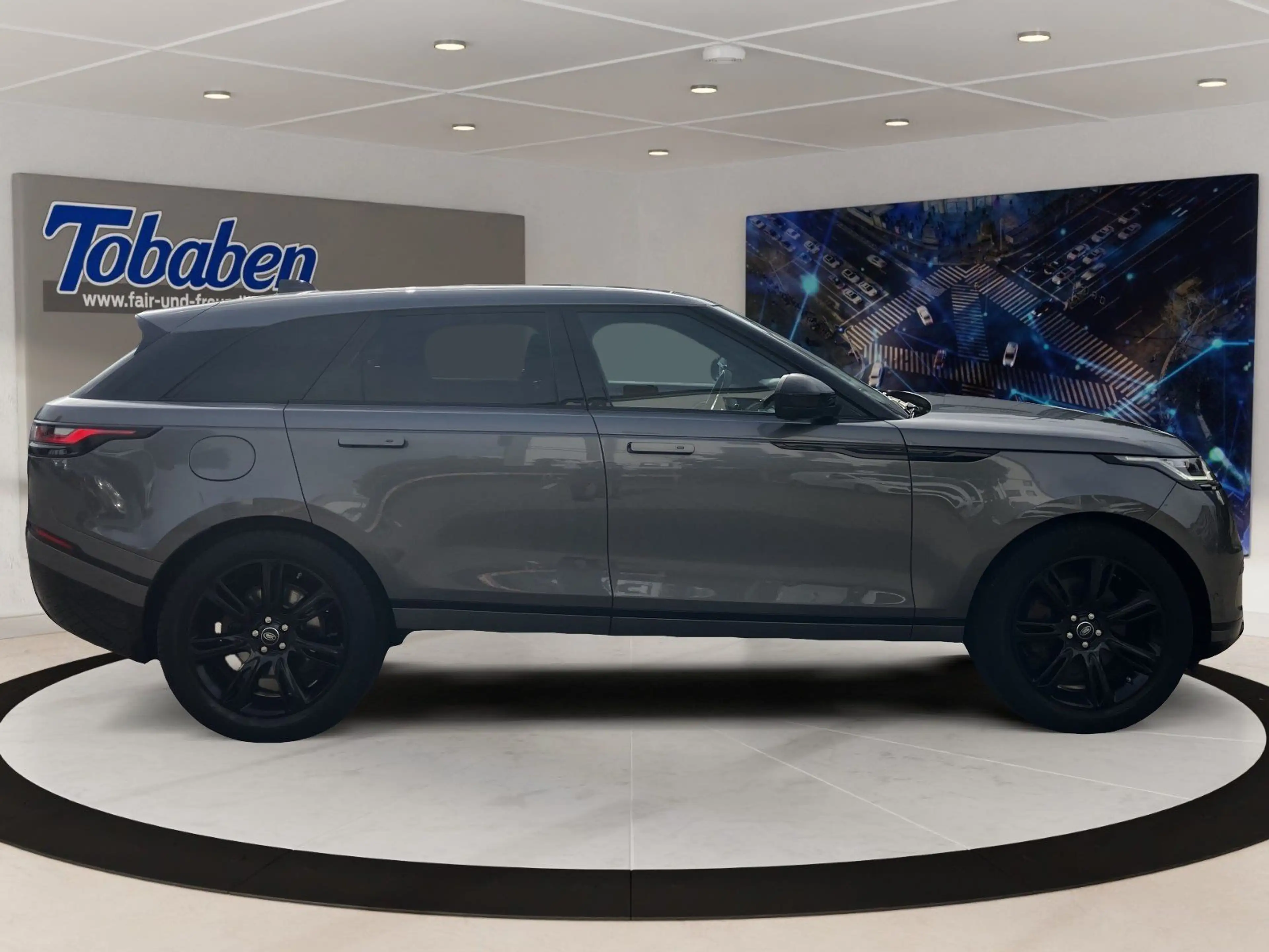 Land Rover Range Rover Velar 3.0 PANO*LEDER*NAVI*RFK — photo 4