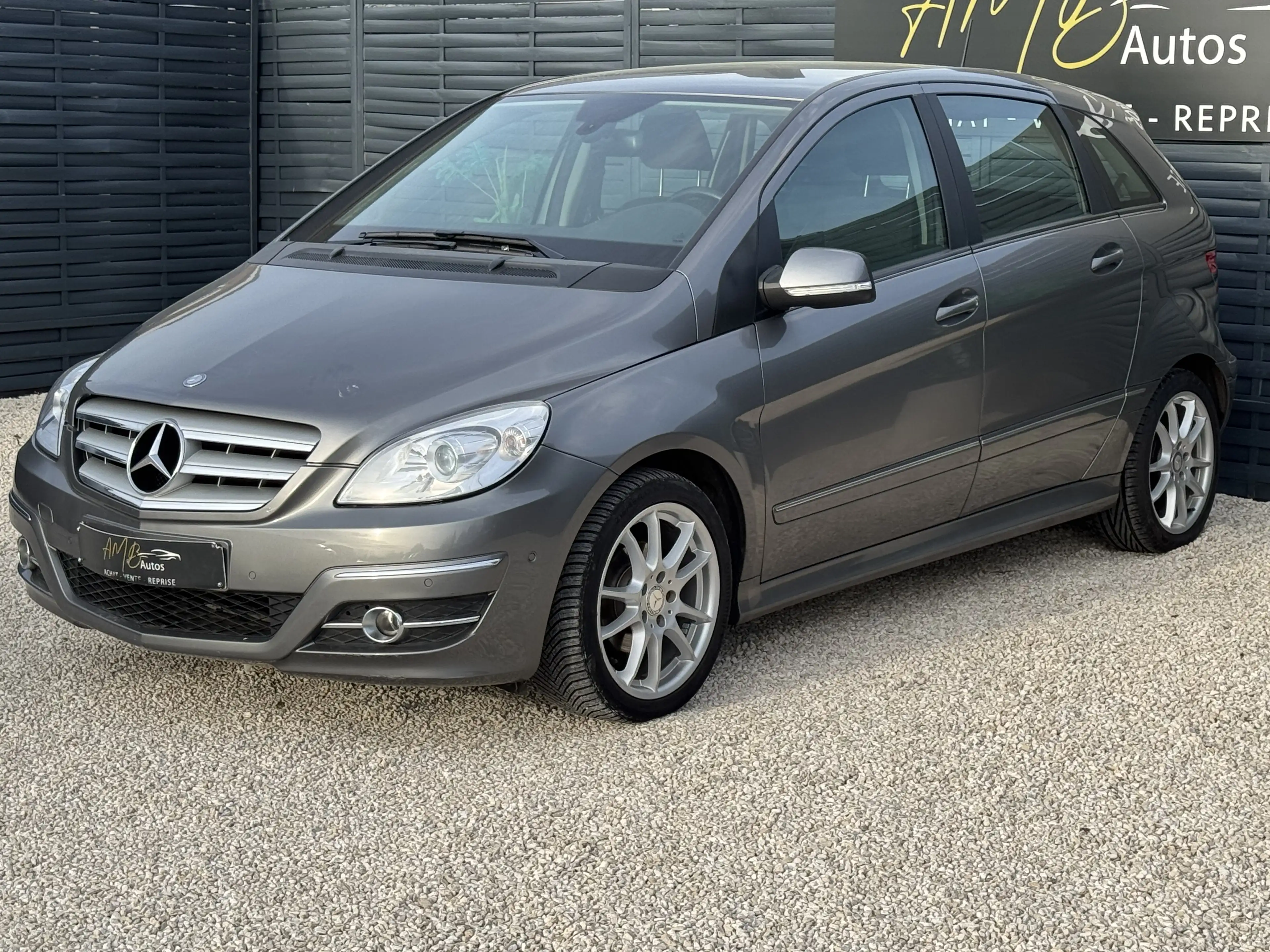 Mercedes-Benz B 160 B 160 Essential — photo 2