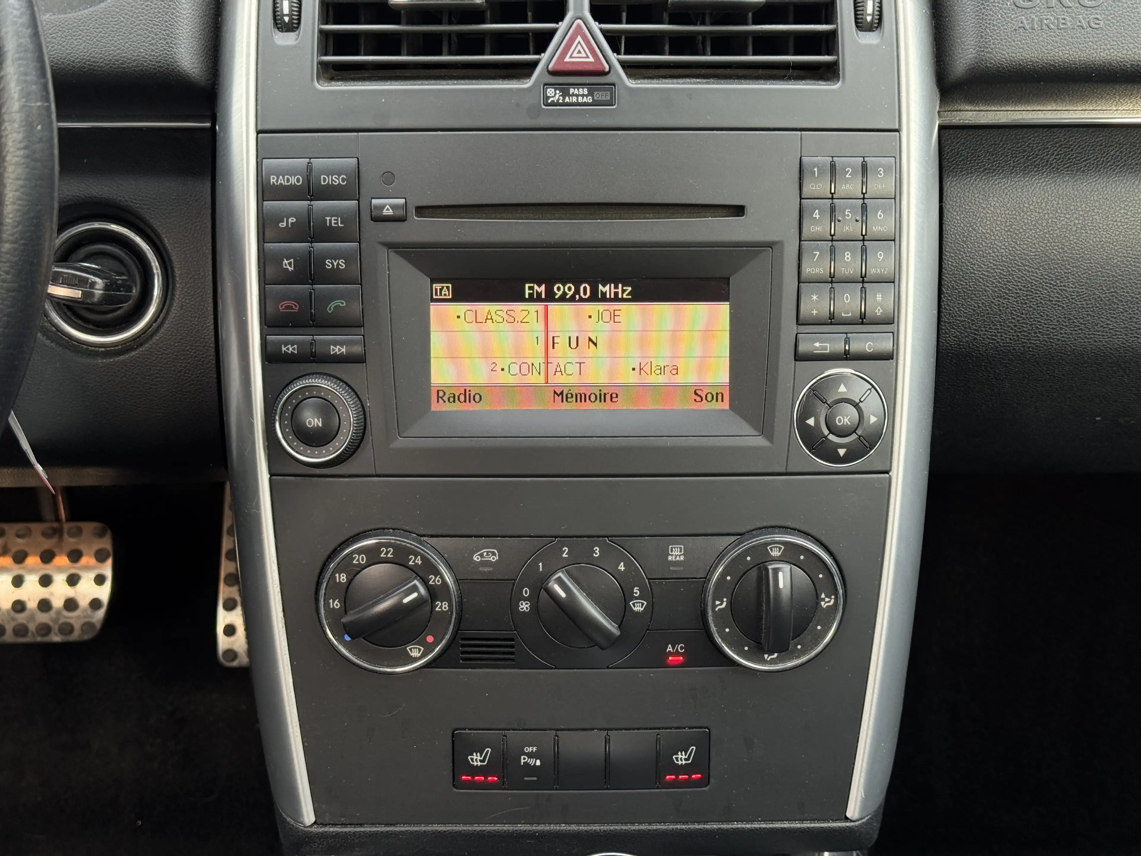 Mercedes-Benz B 160 B 160 Essential — photo 13