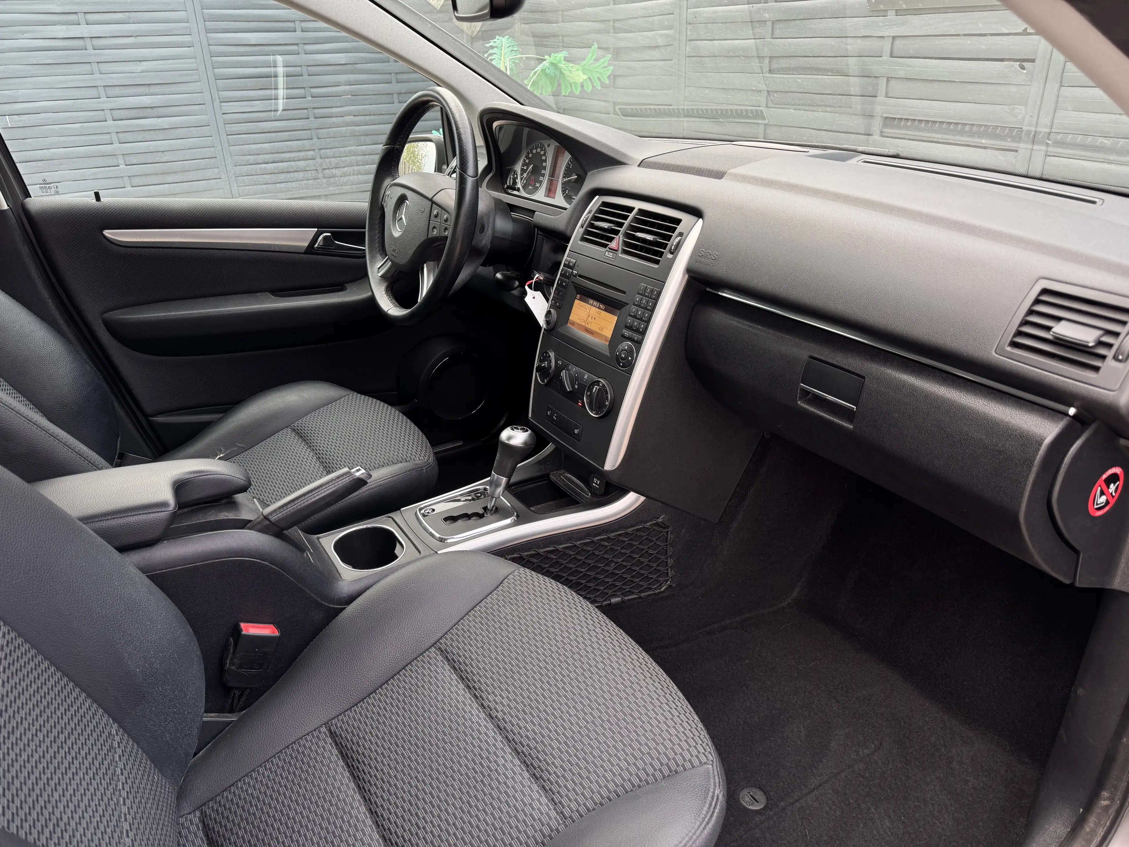Mercedes-Benz B 160 B 160 Essential — photo 10