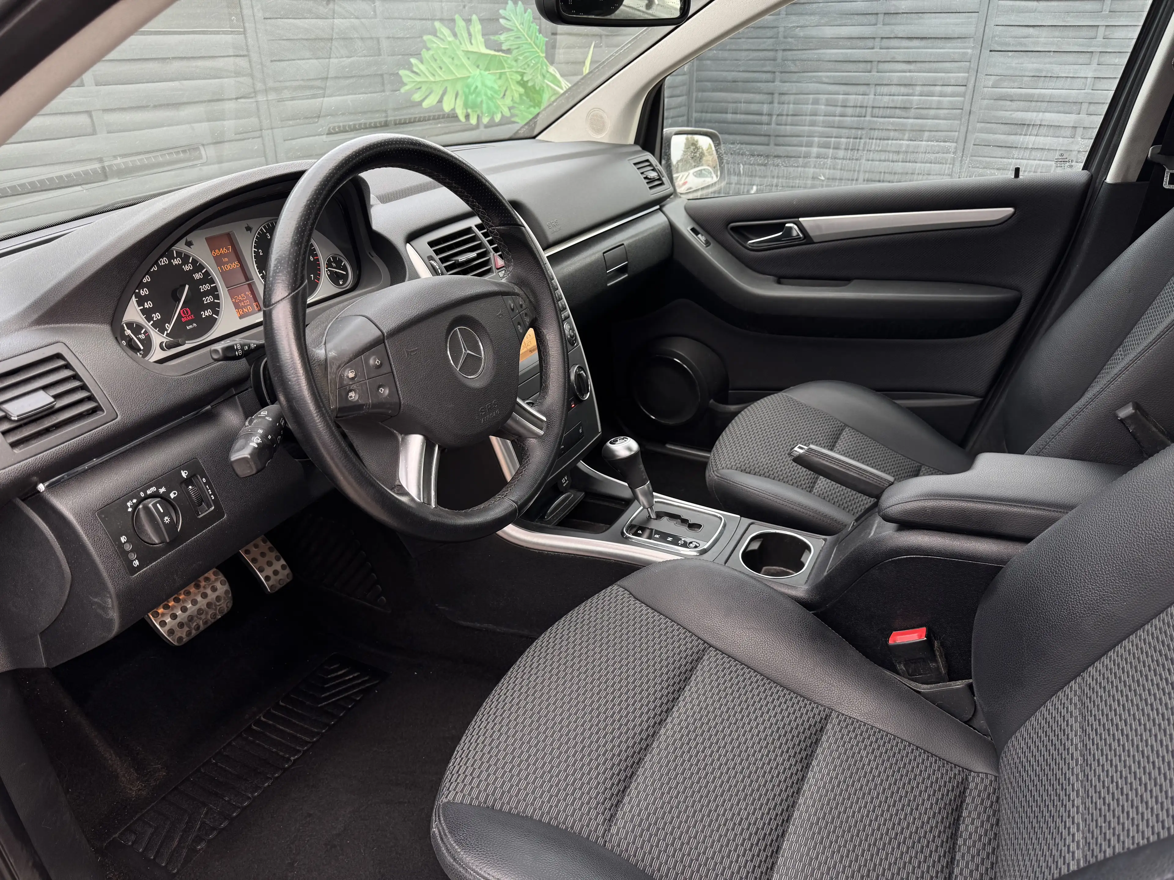 Mercedes-Benz B 160 B 160 Essential — photo 8
