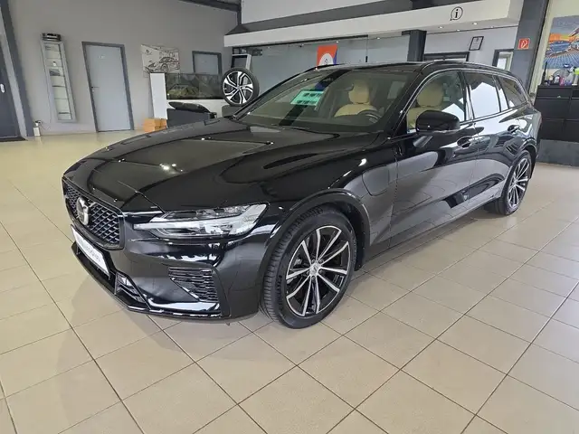 Volvo V60 T6 Plus Dark Recharge AWD ACC BLIS Sitzklima