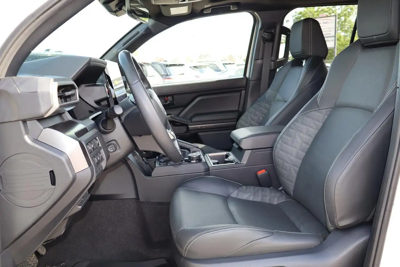 Toyota 4-Runner снимка Toyota 4-Runner