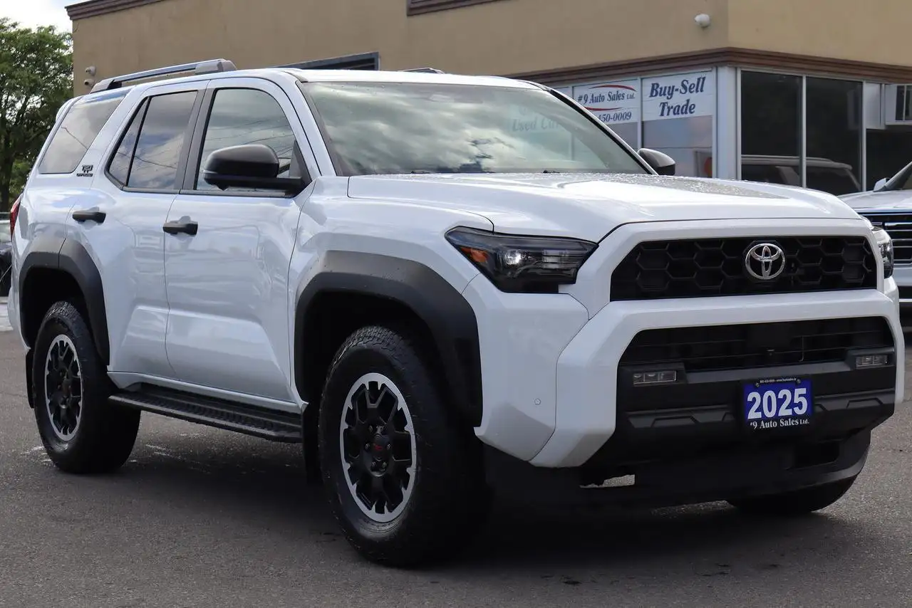 Toyota 4-Runner снимка Toyota 4-Runner