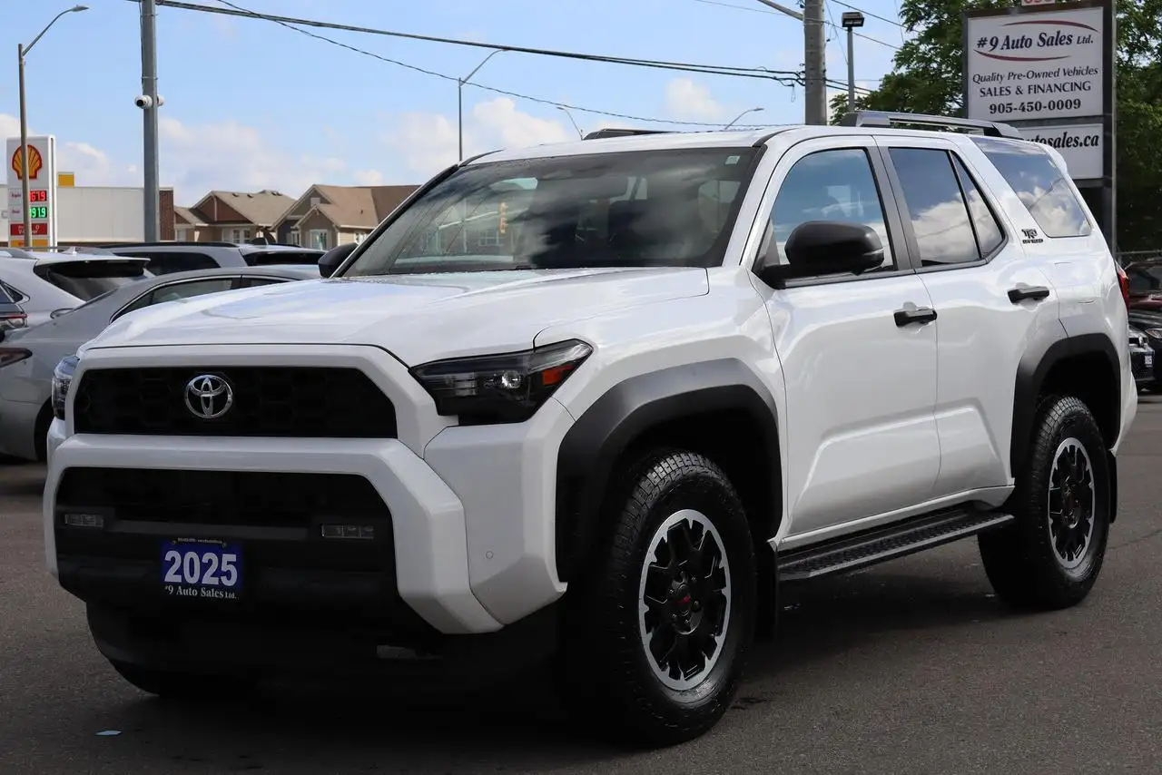 Toyota 4-Runner снимка Toyota 4-Runner