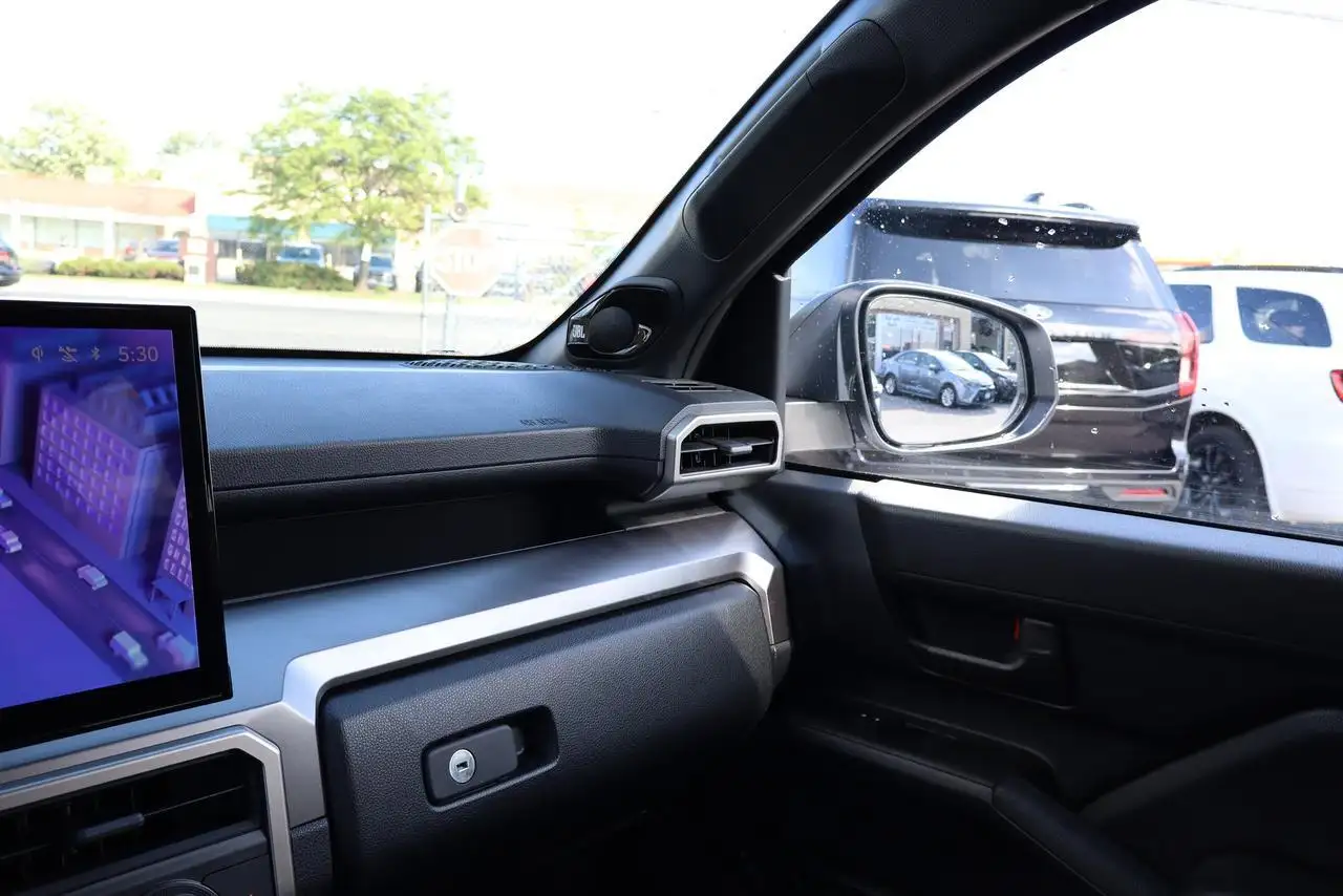 Toyota 4-Runner снимка Toyota 4-Runner