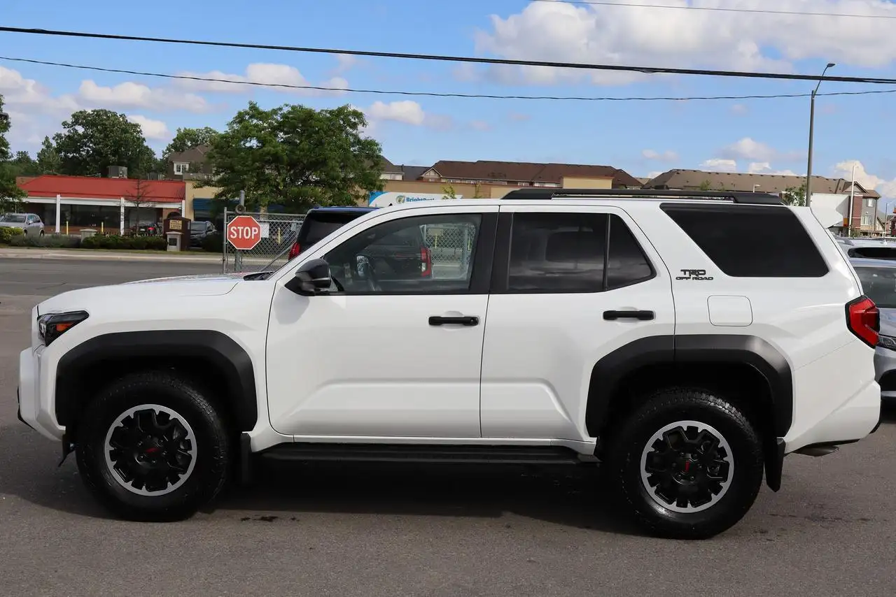 Toyota 4-Runner снимка Toyota 4-Runner