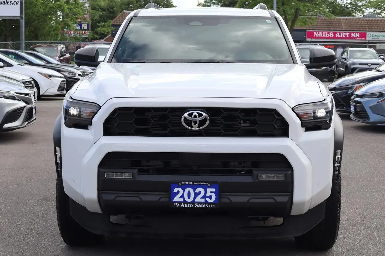 Toyota 4-Runner снимка Toyota 4-Runner