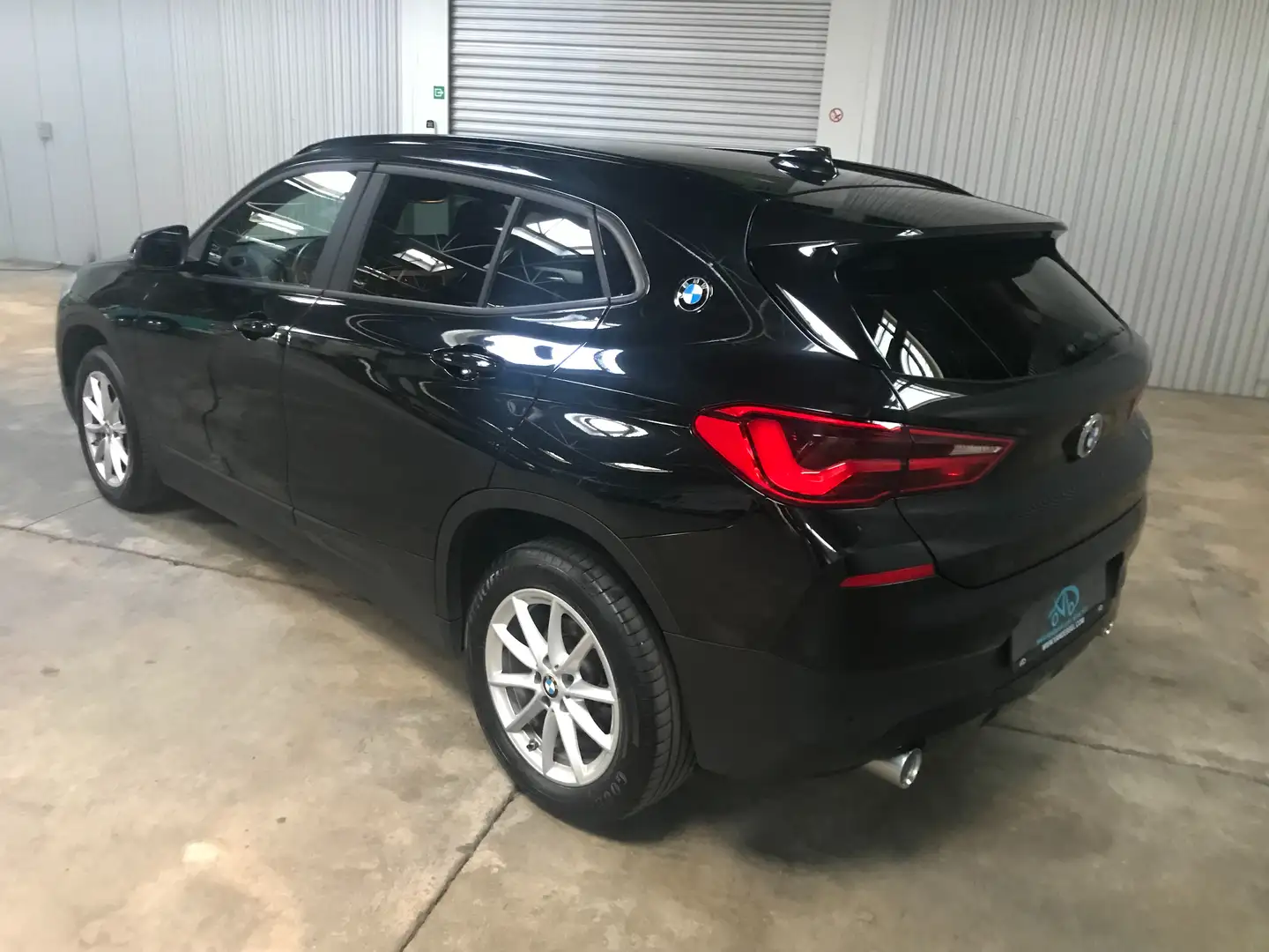 BMW X2 2.0 d sDrive18 *€ 11.500 NETTO* crna - 2