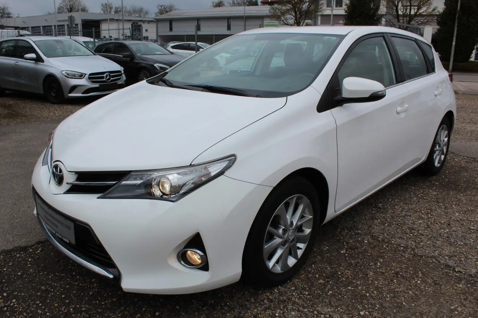 Toyota Auris Life+*NAVI*KAMERA*XENON*KLIMAAUTOMATIK* Weiß - 1