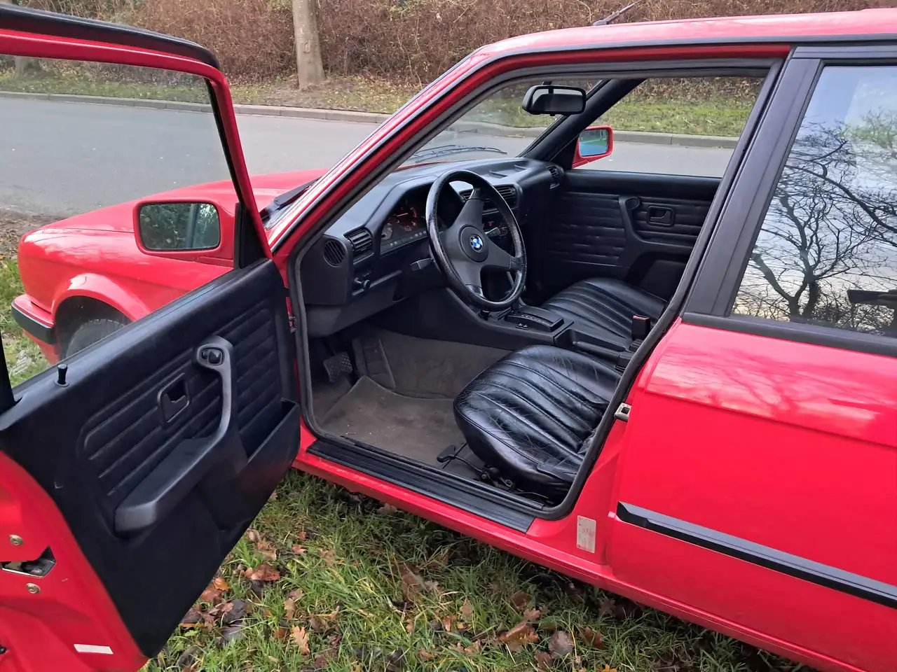 BMW 318 i Touring automaat, foto 11