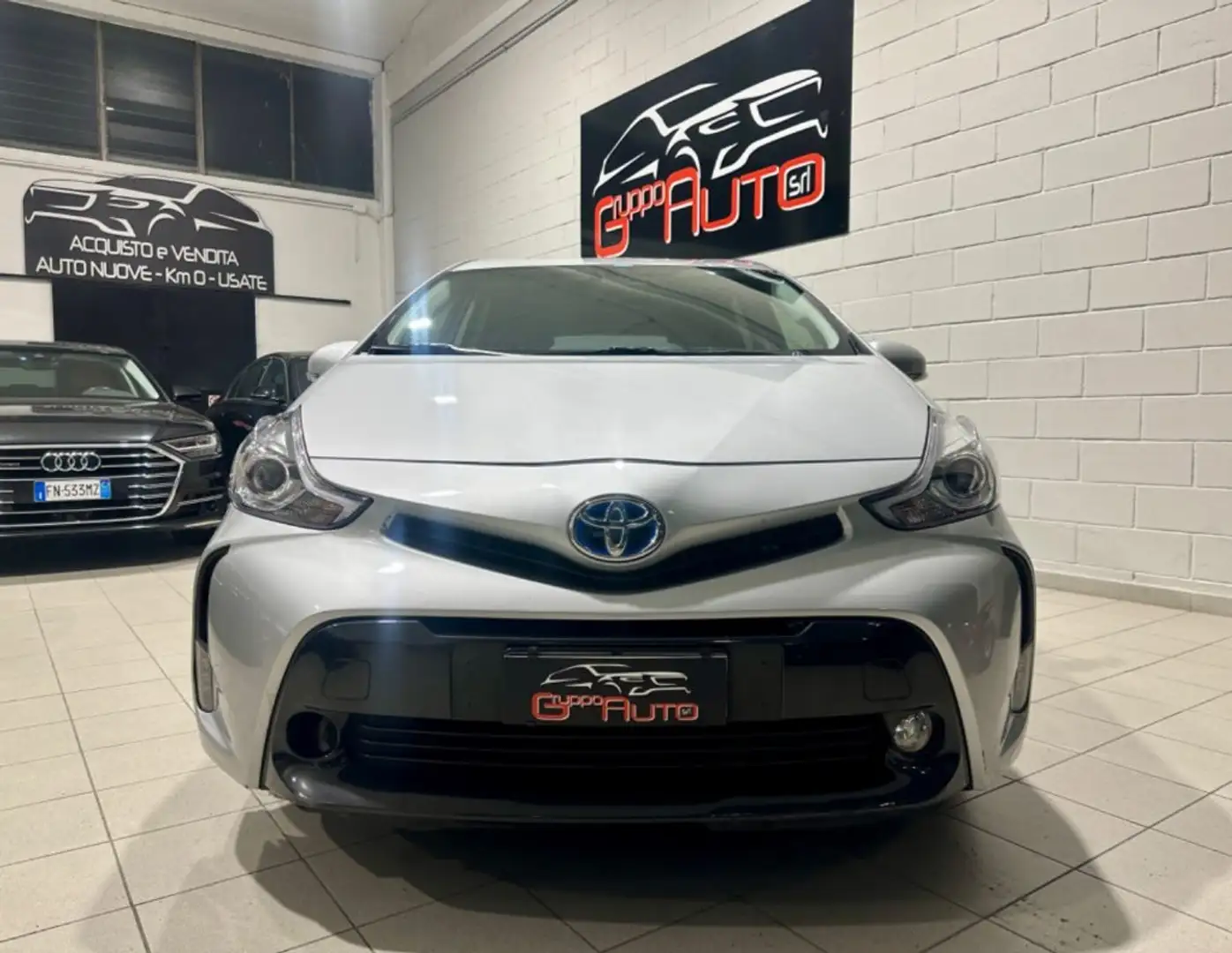 Toyota Prius+ 1.8 Lounge *7 POSTI*NEOPAT*UNICO PROPRIETARIO* Argento - 2