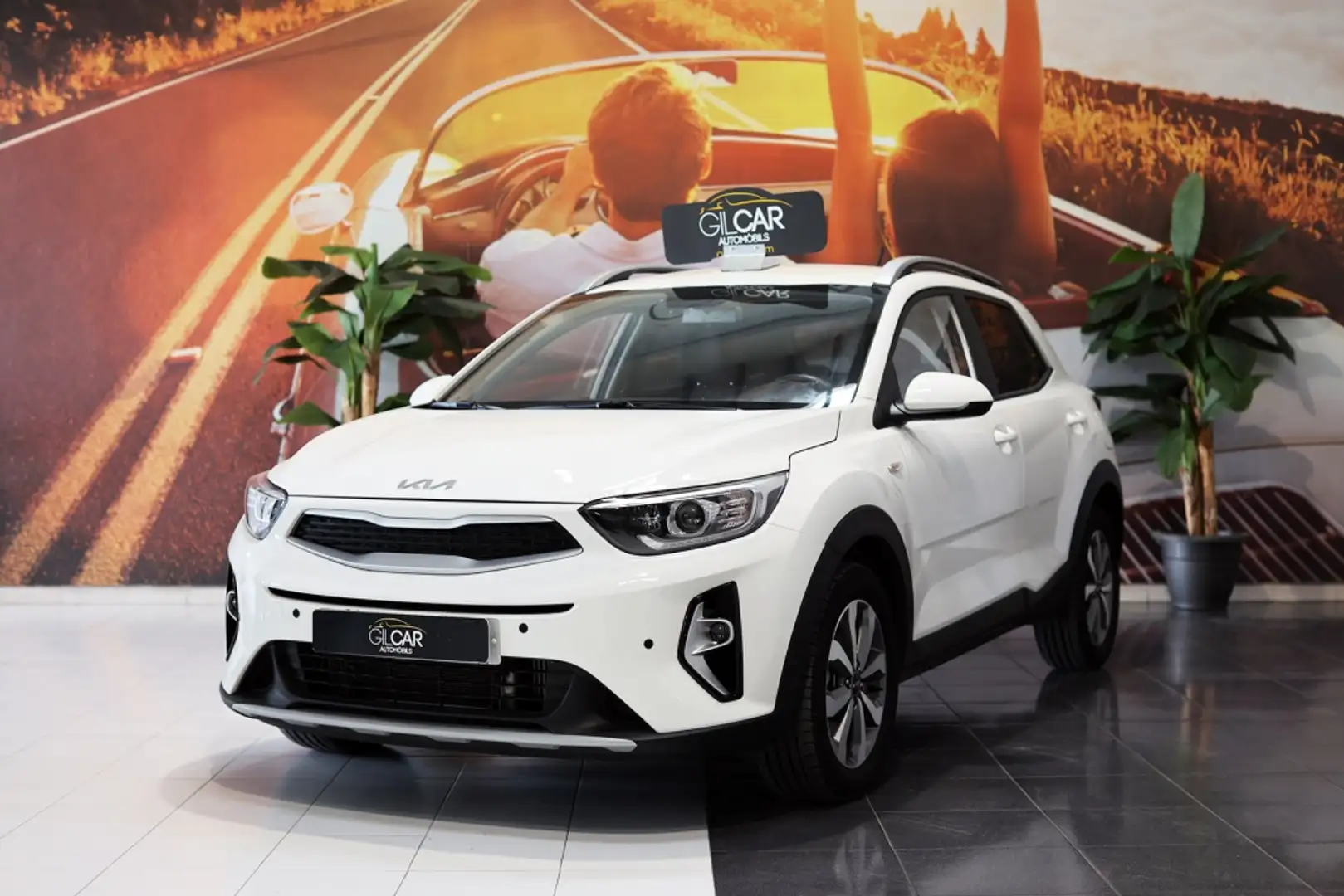 Kia Stonic 1.0 T-GDi MHEV Concept 100 Blanc - 1