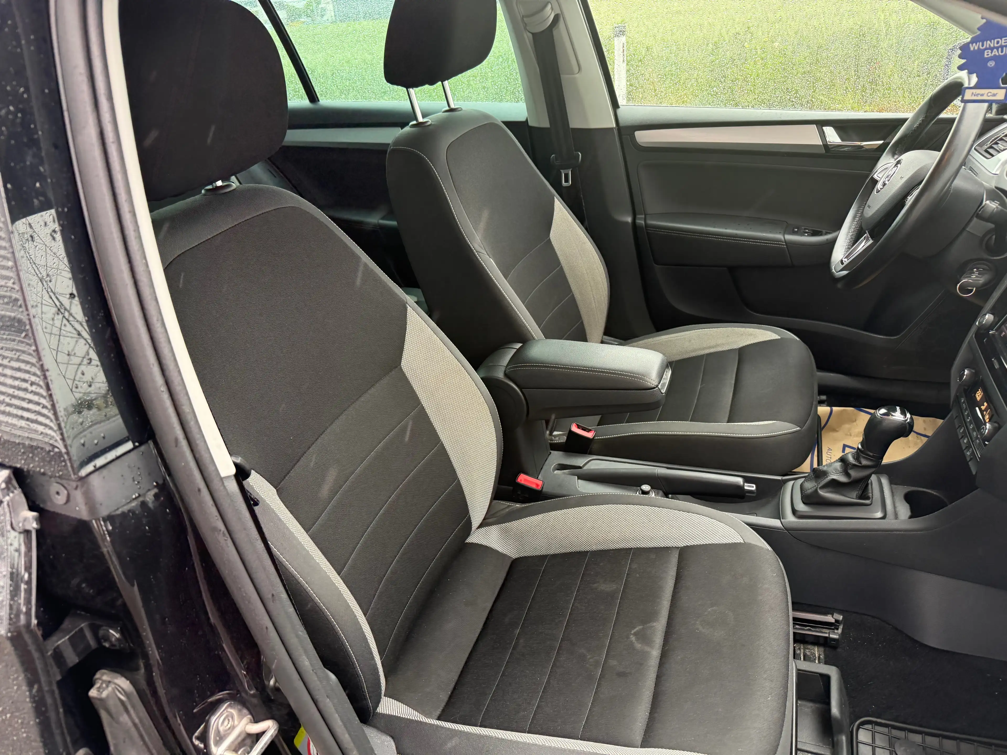 Skoda Rapid/Spaceback 1,4 TDI Ambition DSG ID:96 — photo 9