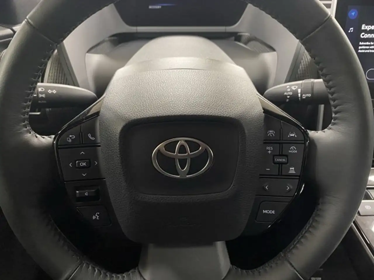 Toyota bZ4X снимка Toyota bZ4X