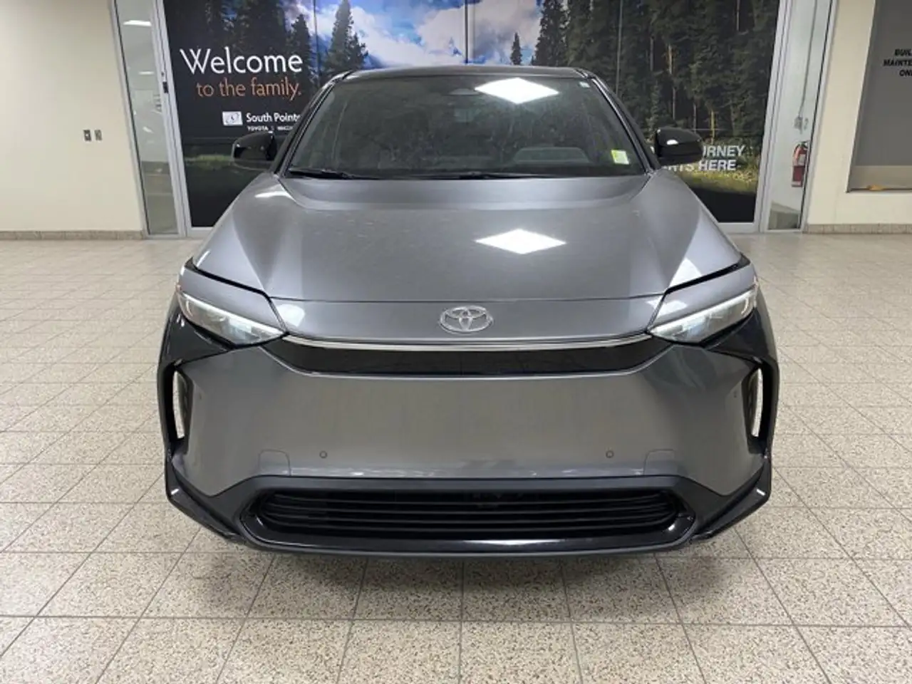 Toyota bZ4X снимка Toyota bZ4X