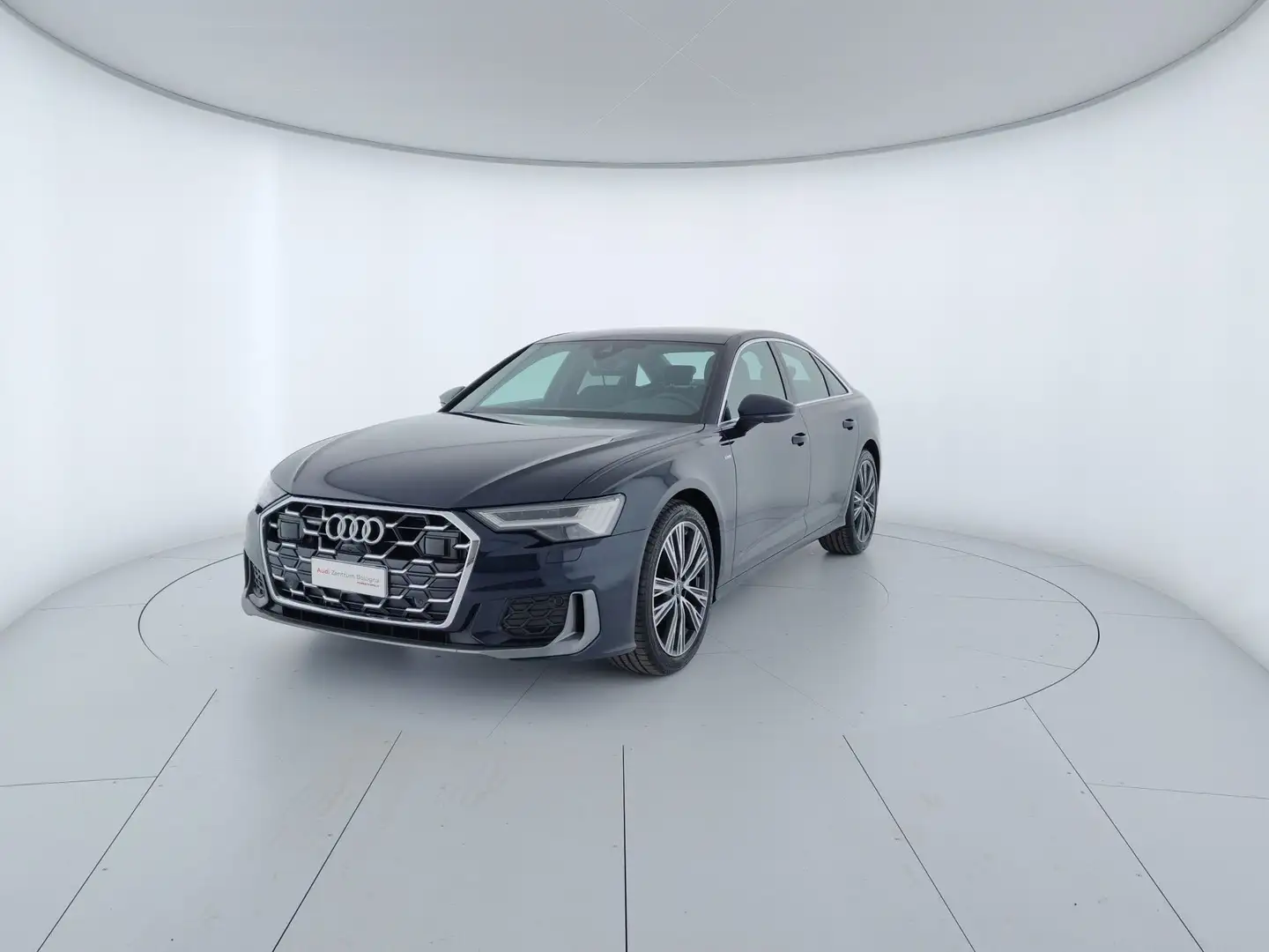 Audi A6 40 2.0 TDI quattro ultra S tronic S line edition Modrá - 1