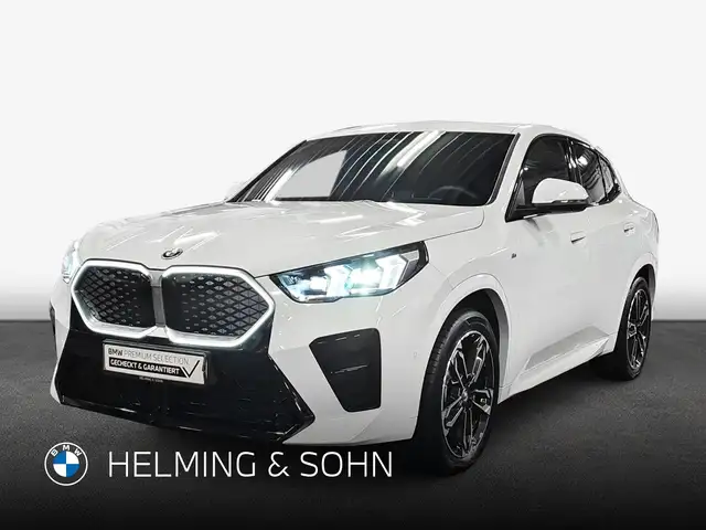 BMW iX2 xDrive30 M-Sport Head-Up HK HiFi AHK Massage uvm.