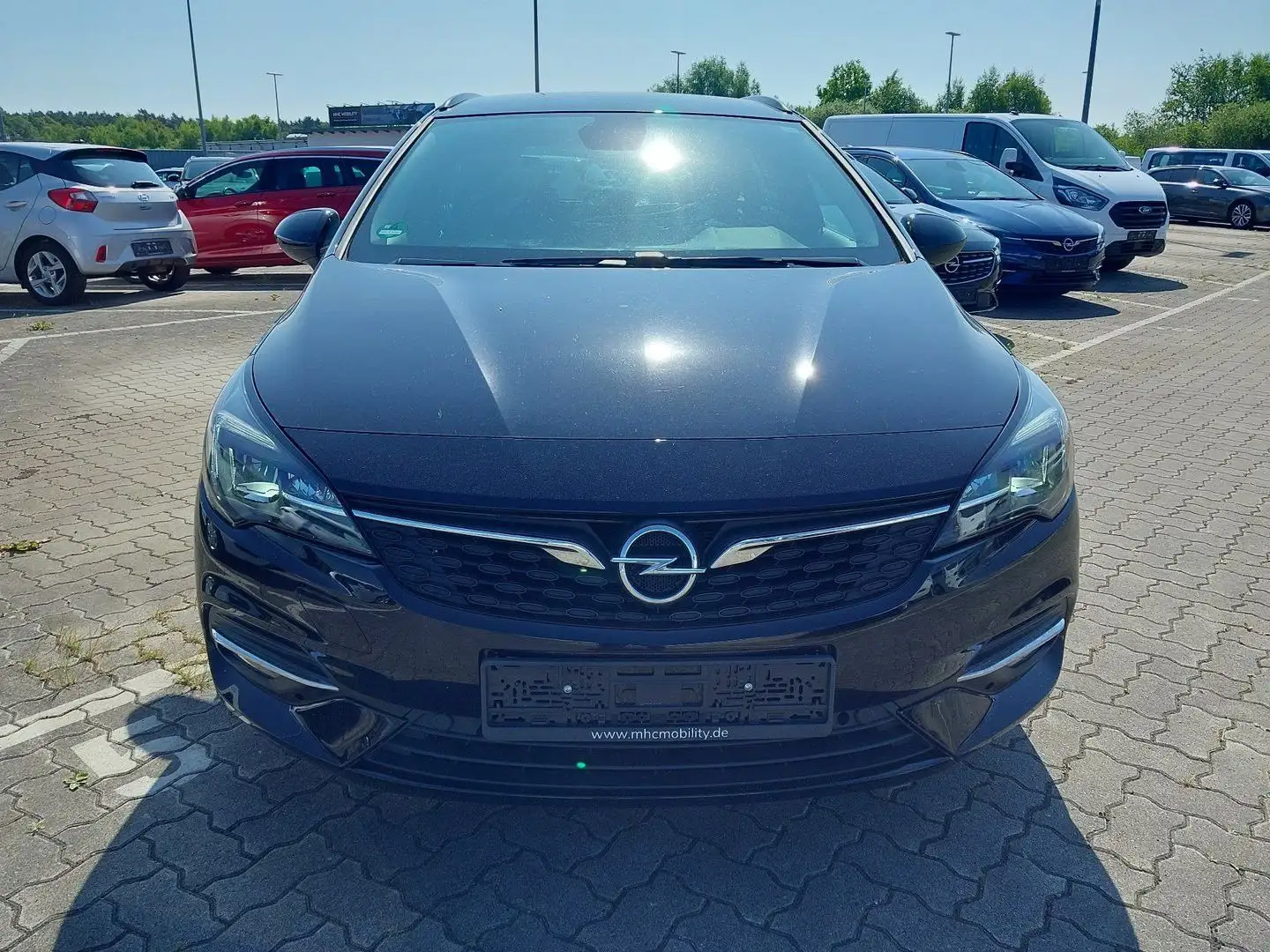 Opel Astra K Sports Tourer 1.2 Edition*LED*NAVI*KAMER Schwarz - 2