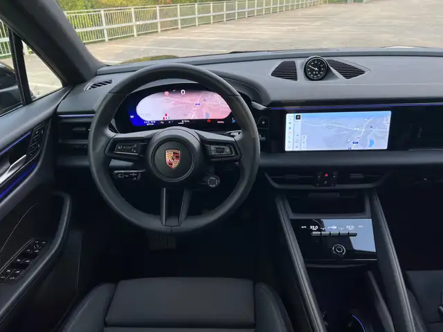 Porsche Macan 4 BOSE PANO 14 WEGE SITZE KAMERA SPORT CHRONO TOP! Ansicht 19