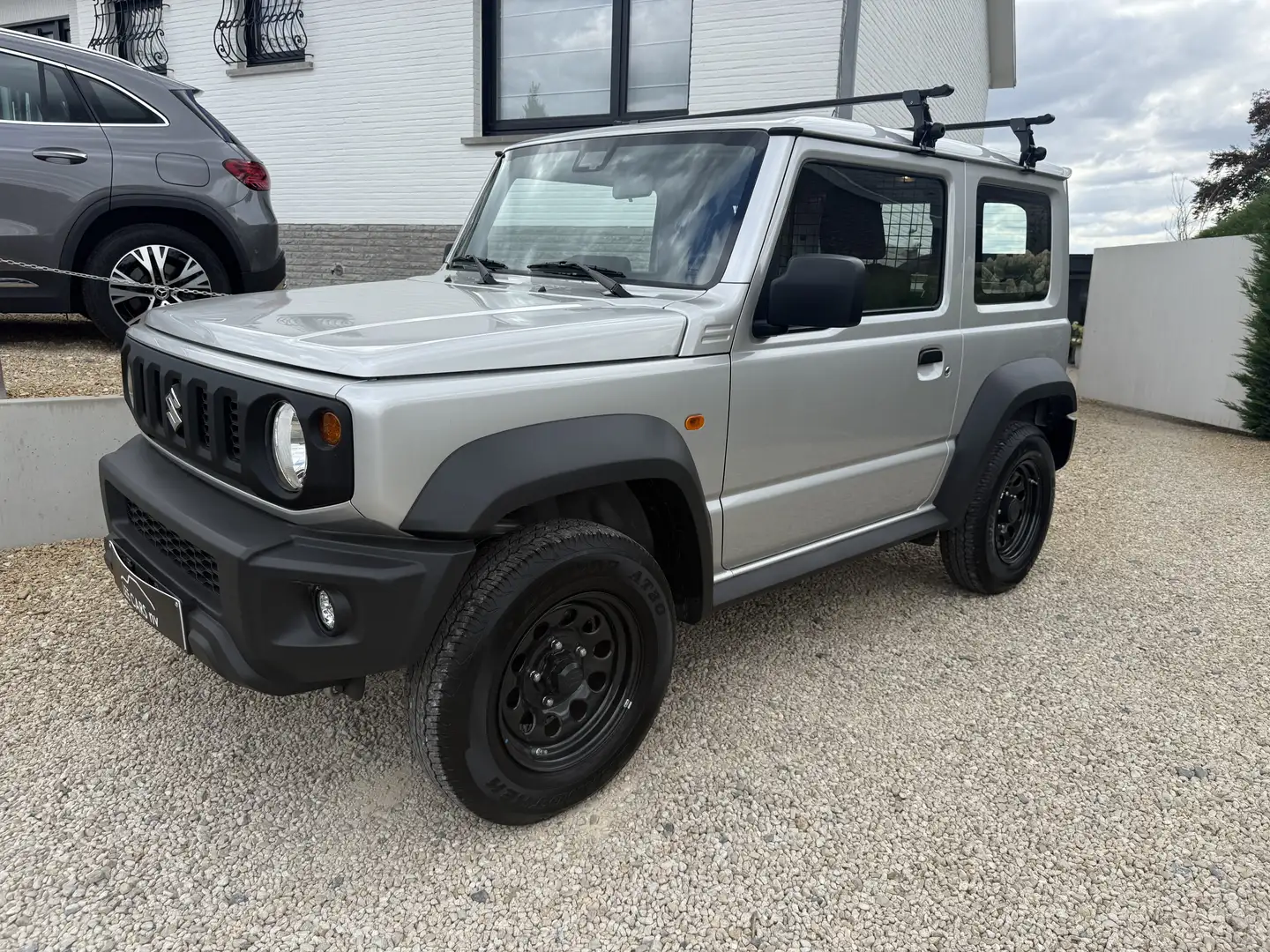Suzuki Jimny Jimny 1.5 ALLGRIP Comfort+ NIEUWSTAAT,NAVI,CAM, Argento - 1