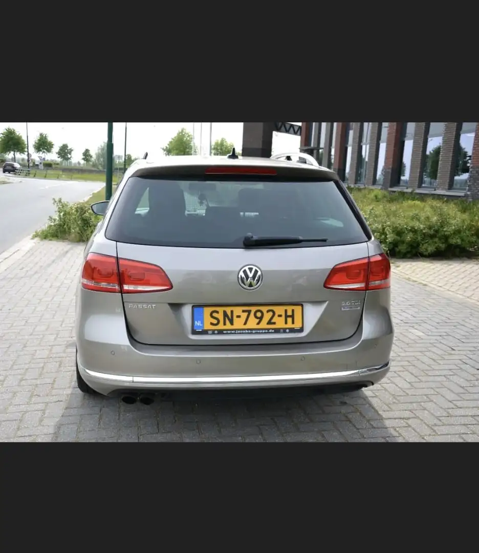 Volkswagen Passat 2.0 TDI Highl. BlM Brun - 2
