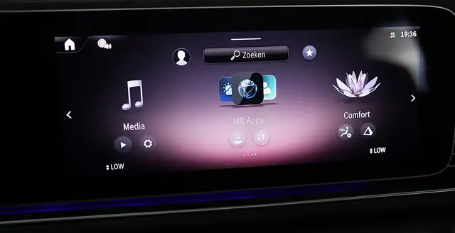 Mercedes-Benz Gle view 12