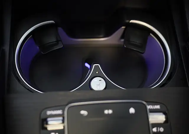 Mercedes-Benz Gle view 10