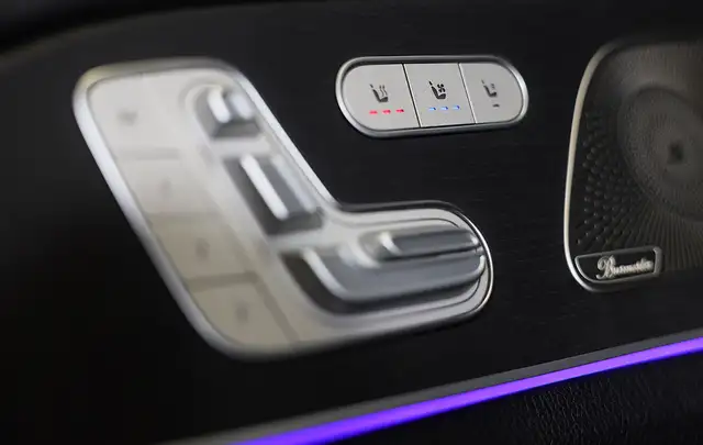 Mercedes-Benz Gle view 13