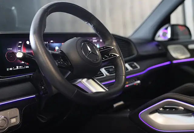 Mercedes-Benz Gle view 7
