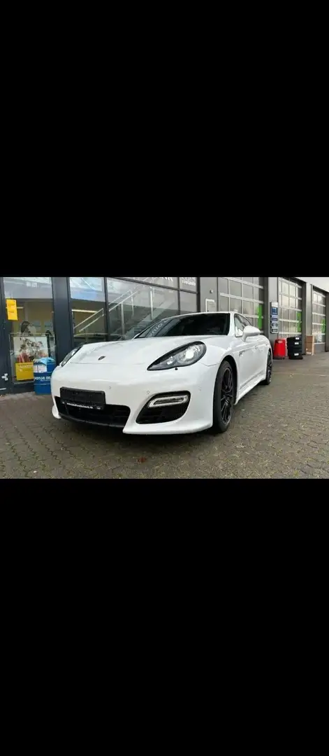 Porsche Panamera 3.0D kit gts Blanc - 2