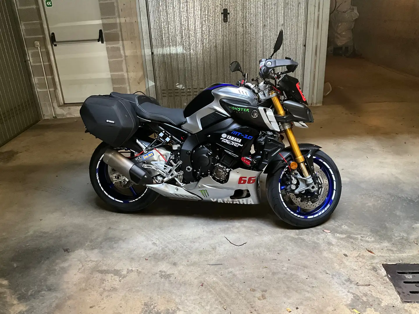 Yamaha MT-10 Sp Albastru - 1