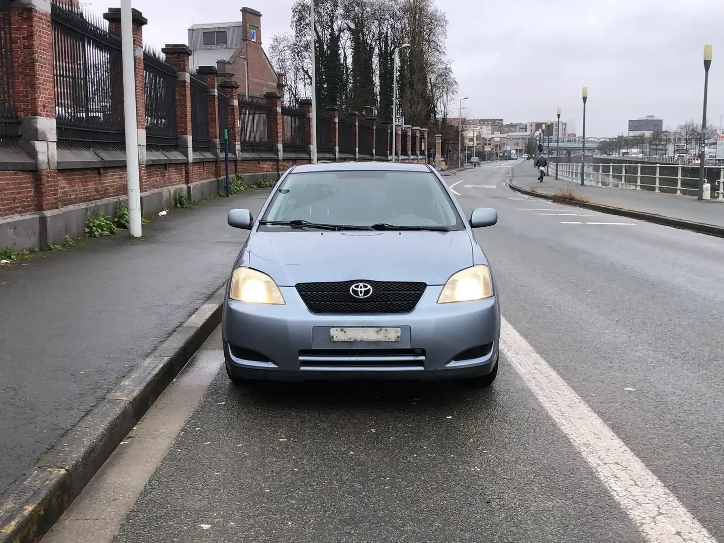 Toyota Corolla 1.4i VVT-i 16v Linea Luna Blau - 2