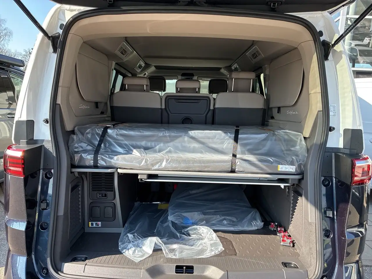 Volkswagen T7 California 2026