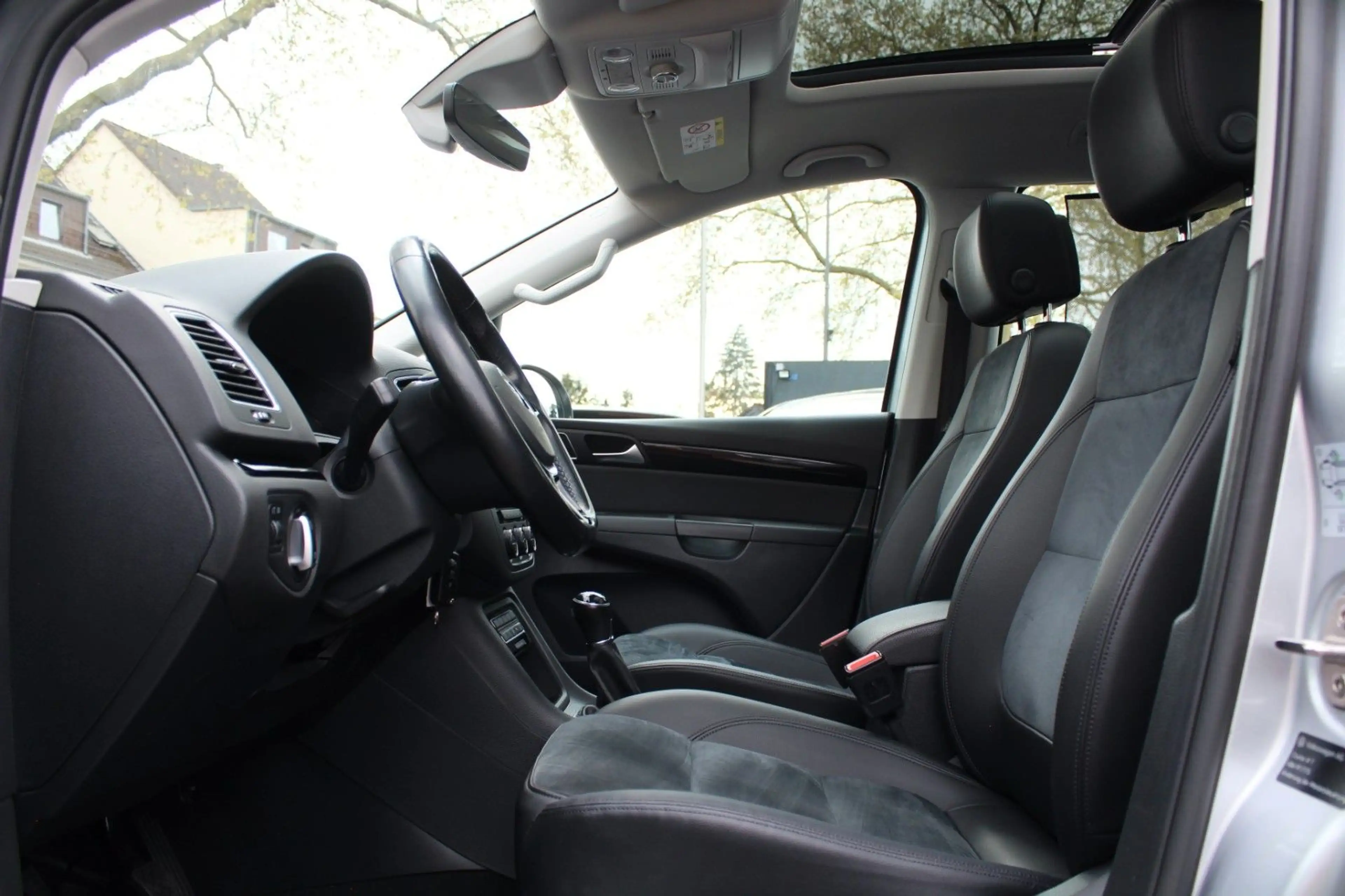 Volkswagen Sharan HIGHLINE 1.Hd! 4MOTION 7Sitz KAM PANO ACC — photo 11