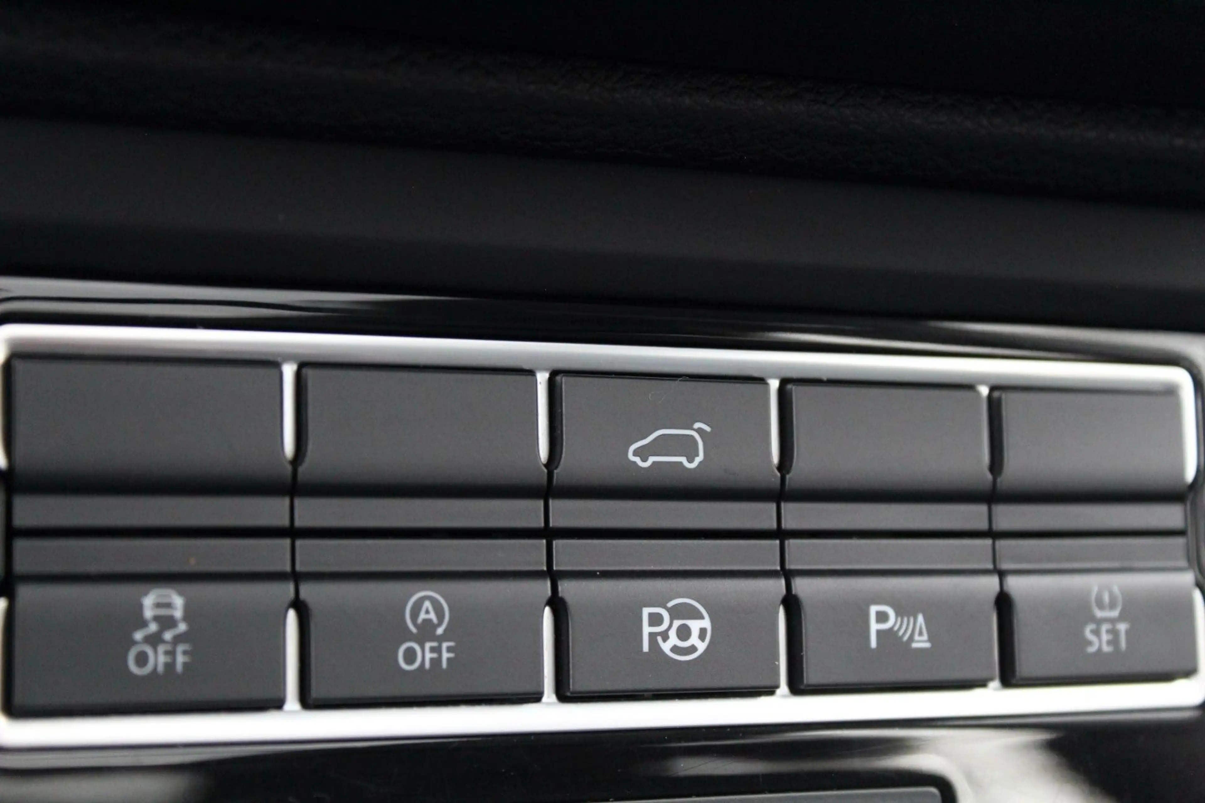 Volkswagen Sharan HIGHLINE 1.Hd! 4MOTION 7Sitz KAM PANO ACC — photo 37