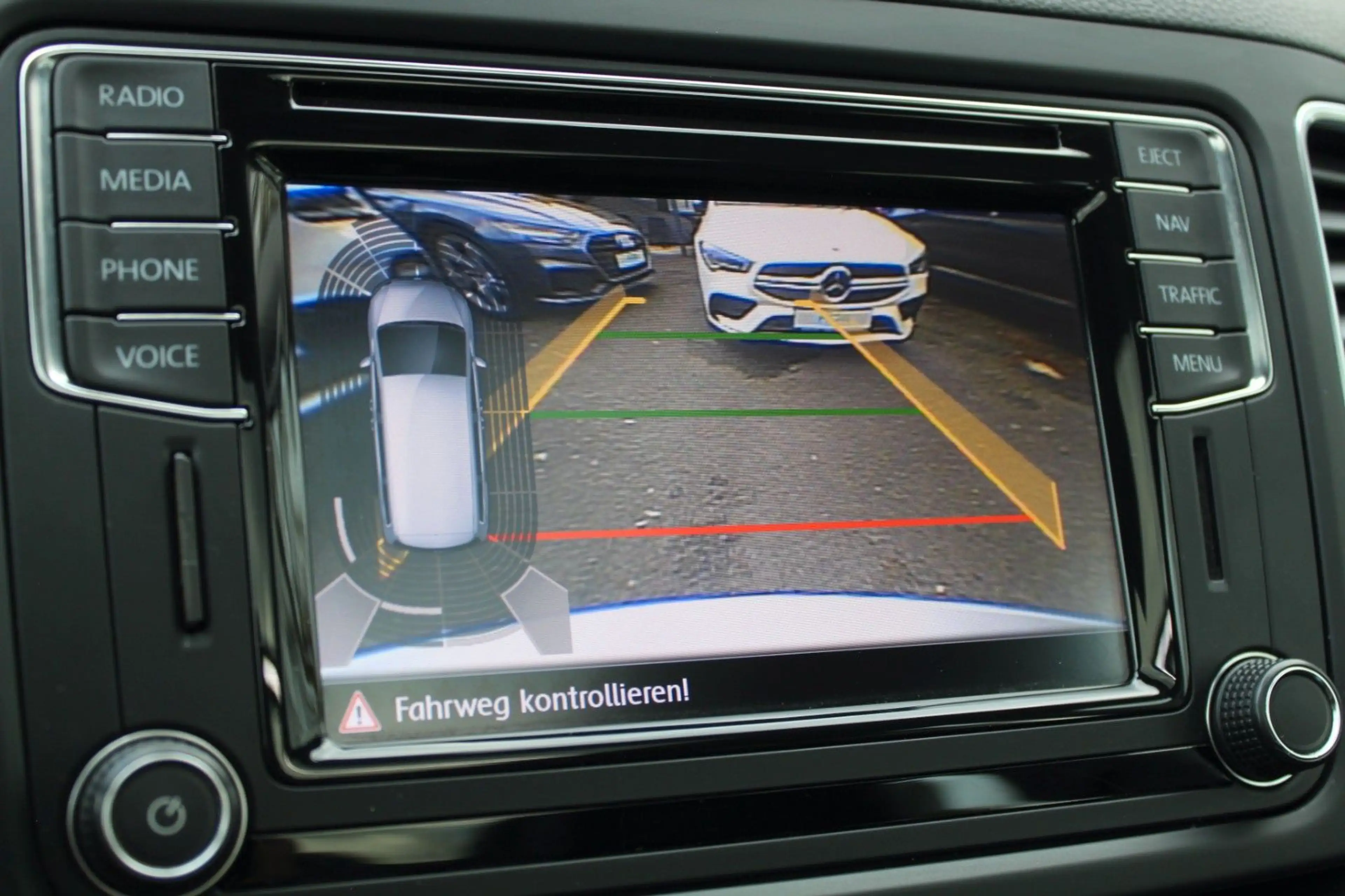 Volkswagen Sharan HIGHLINE 1.Hd! 4MOTION 7Sitz KAM PANO ACC — photo 28
