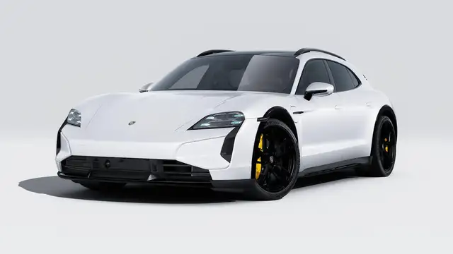 Porsche Taycan Turbo S Cross Turismo