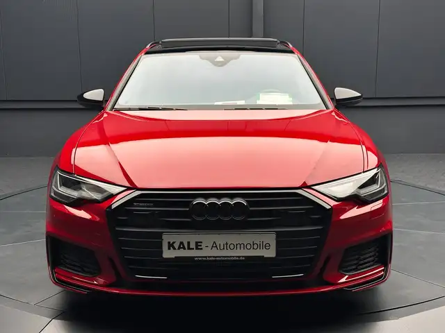 Audi A6 Avant view 8