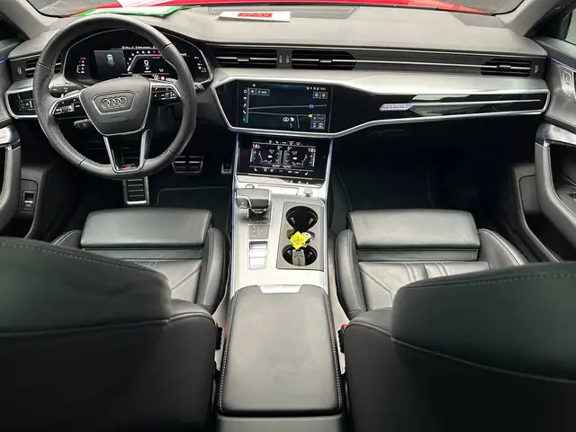 Audi A6 Avant view 13