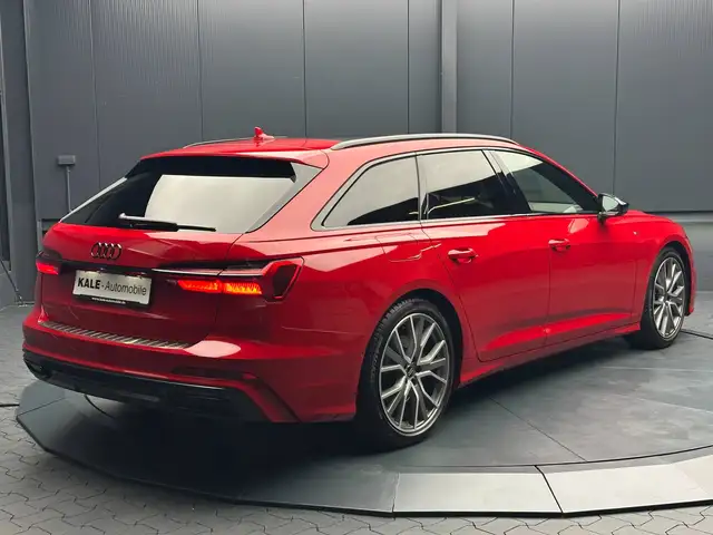 Audi A6 Avant view 5