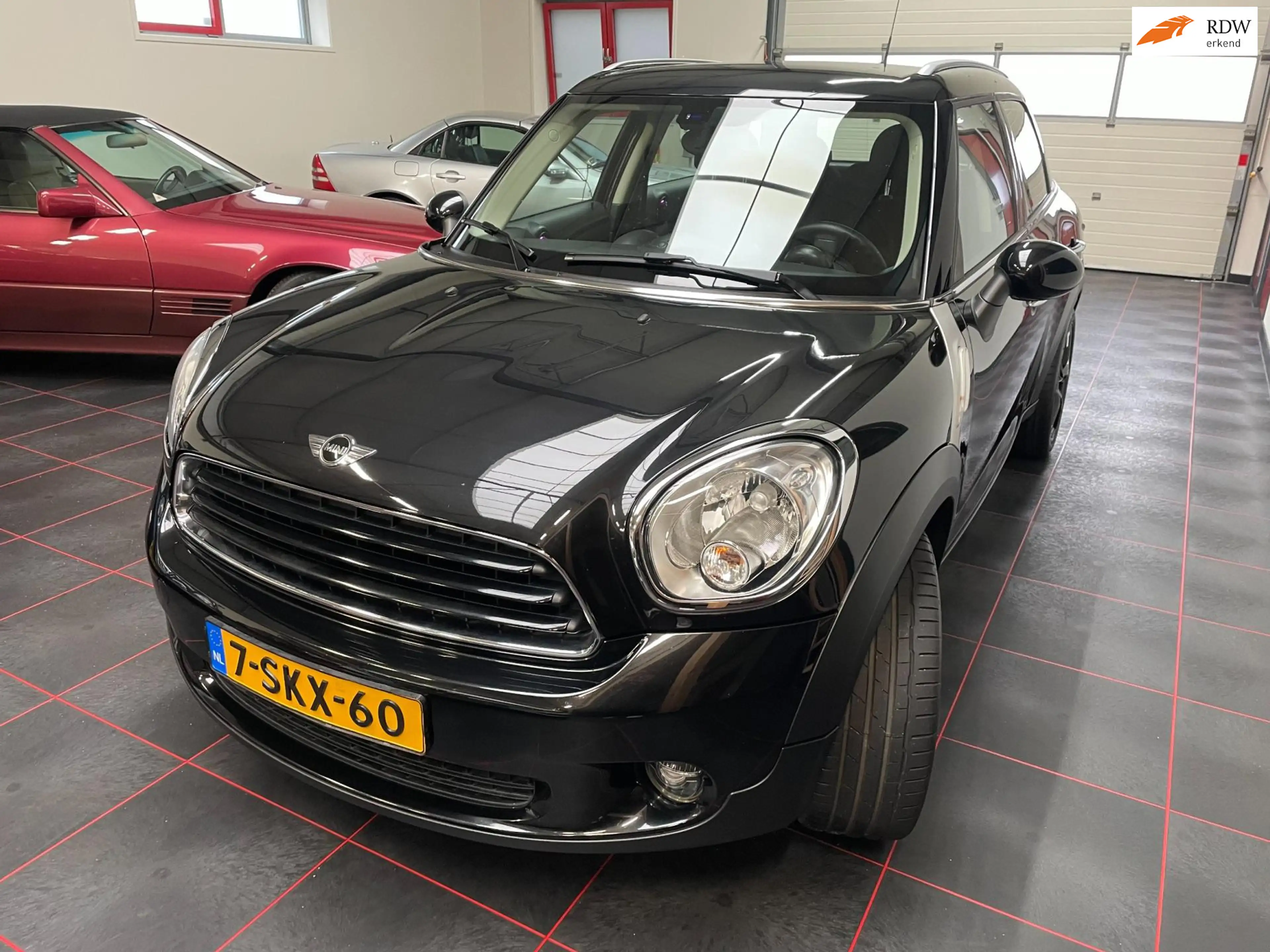 MINI One Countryman Mini 1.6 Holland Street