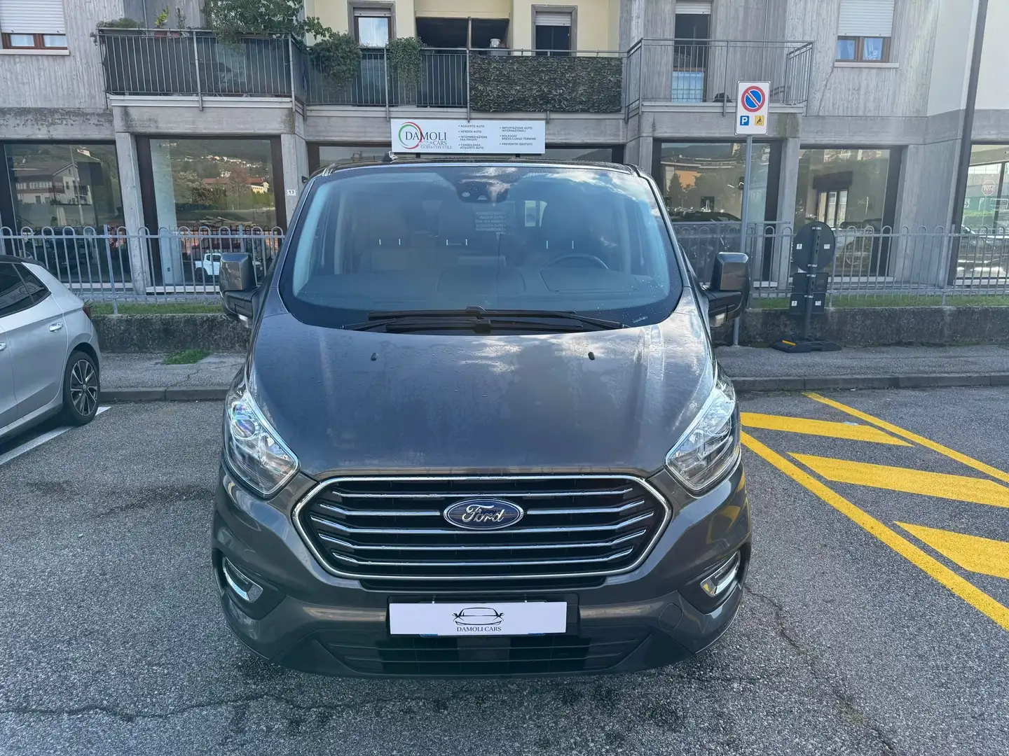 Ford Tourneo Custom FORD TOURNEO CUSTOM TITANIUM AUTOMATIC 9 POSTI Grigio - 2