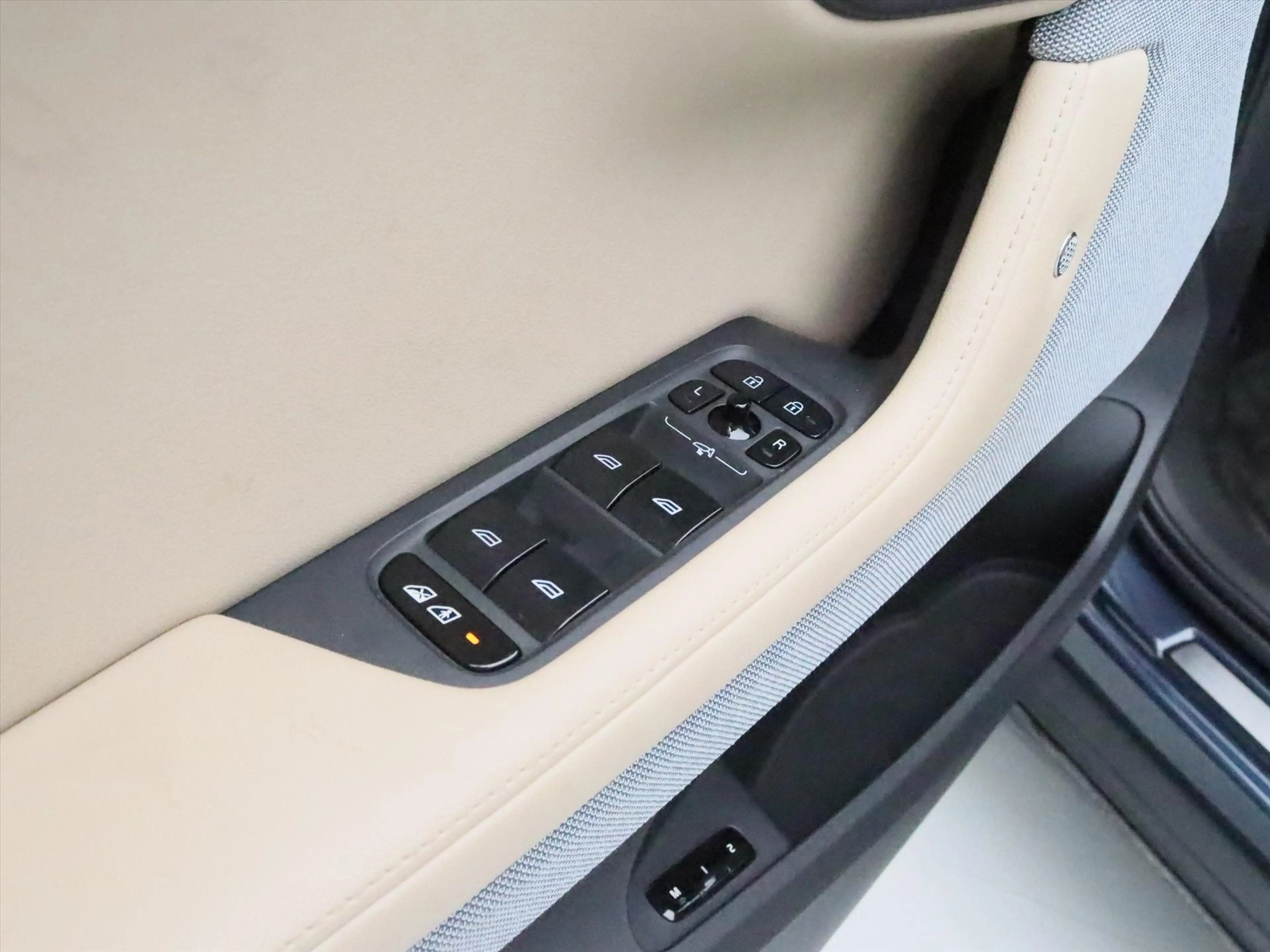 Polestar 2 Long Range Dual Motor 408PK 78kWh 92% SoH [ LEDER+ — photo 24
