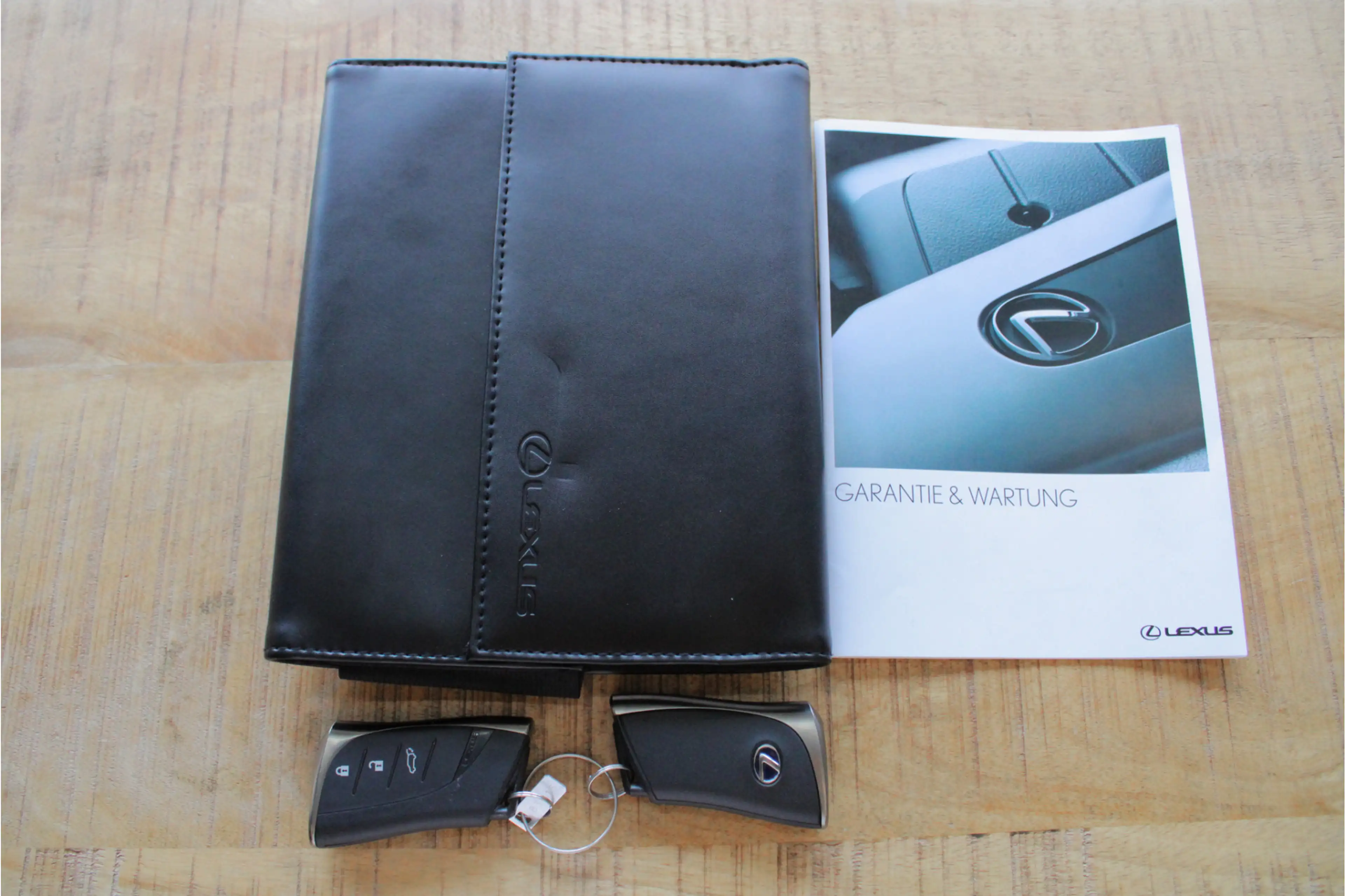 Lexus UX 250h Executive Line |President Pack|360 camera|elek sto — photo 31