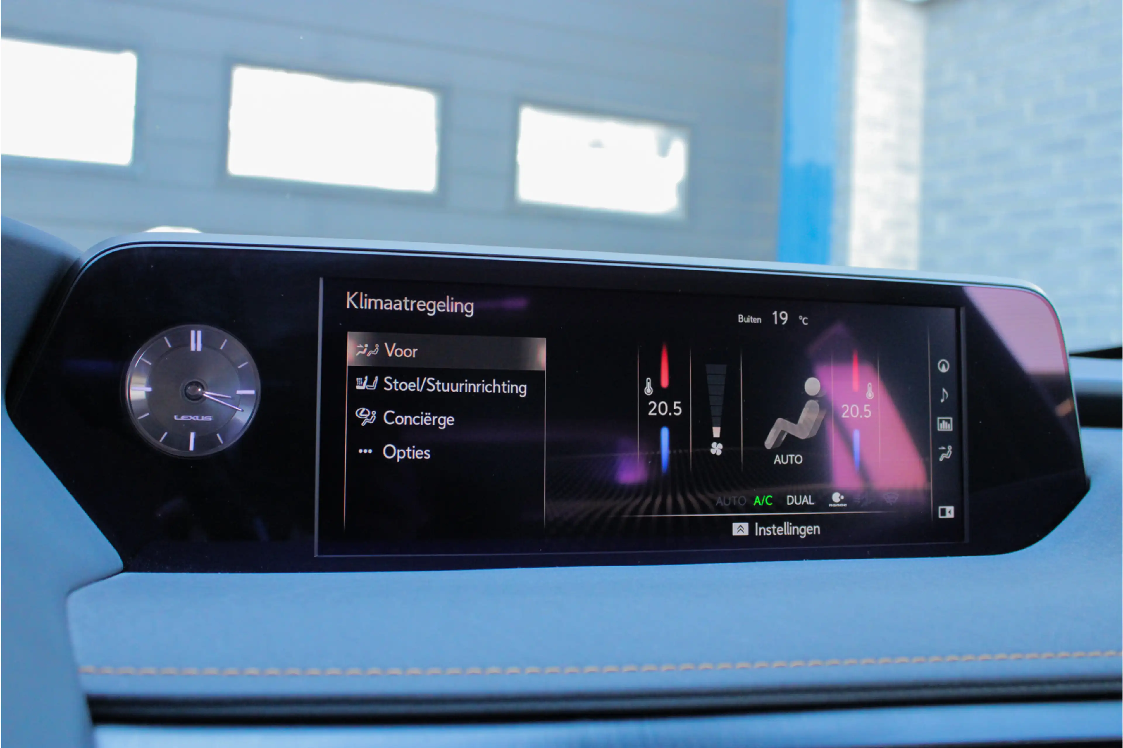 Lexus UX 250h Executive Line |President Pack|360 camera|elek sto — photo 49